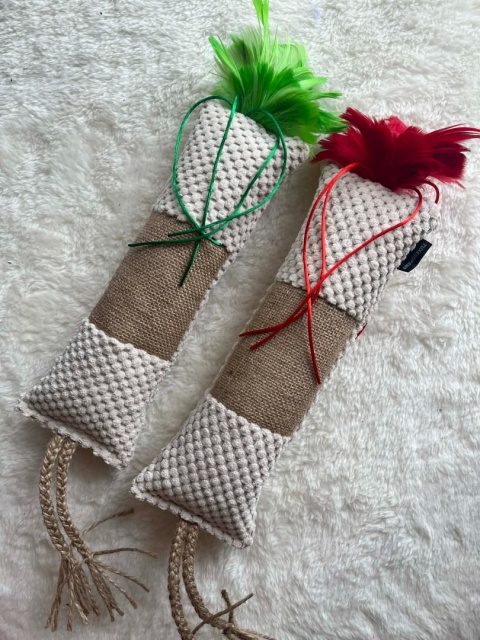 Sznurkowy Koci Totem